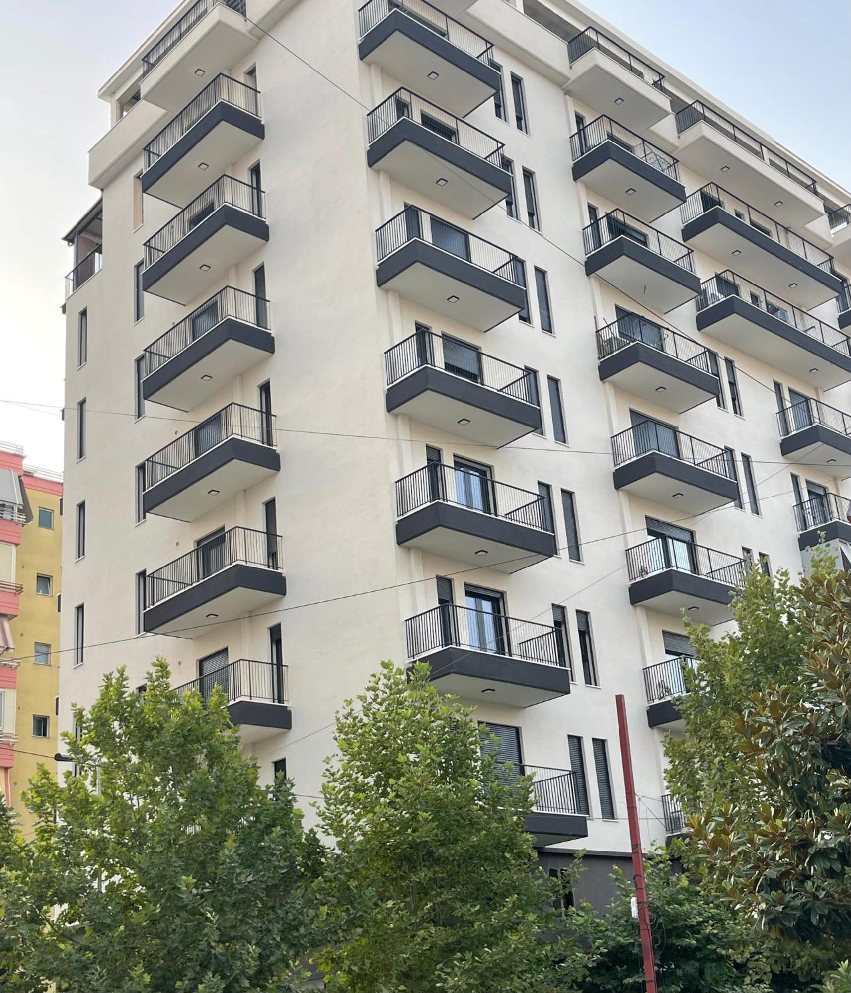 Modern Apartment In Central Vlorë エクステリア 写真